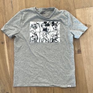 Gap boys Mickey Disney shirt youth large size 10